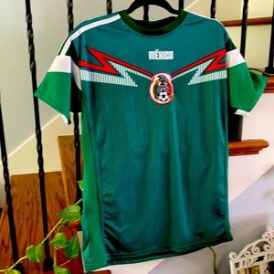 Unisex Mexico Soccer Shirt or Jersey size Medium